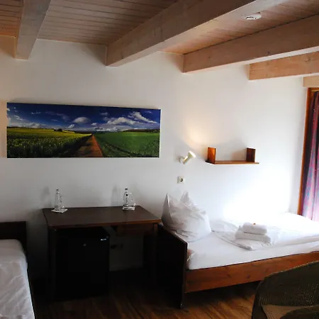 Tat Tagungs- Und Gaestehaus