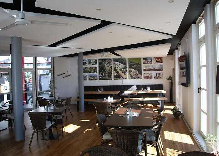 Inn Tat Tagungs- Und Gaestehaus 2*